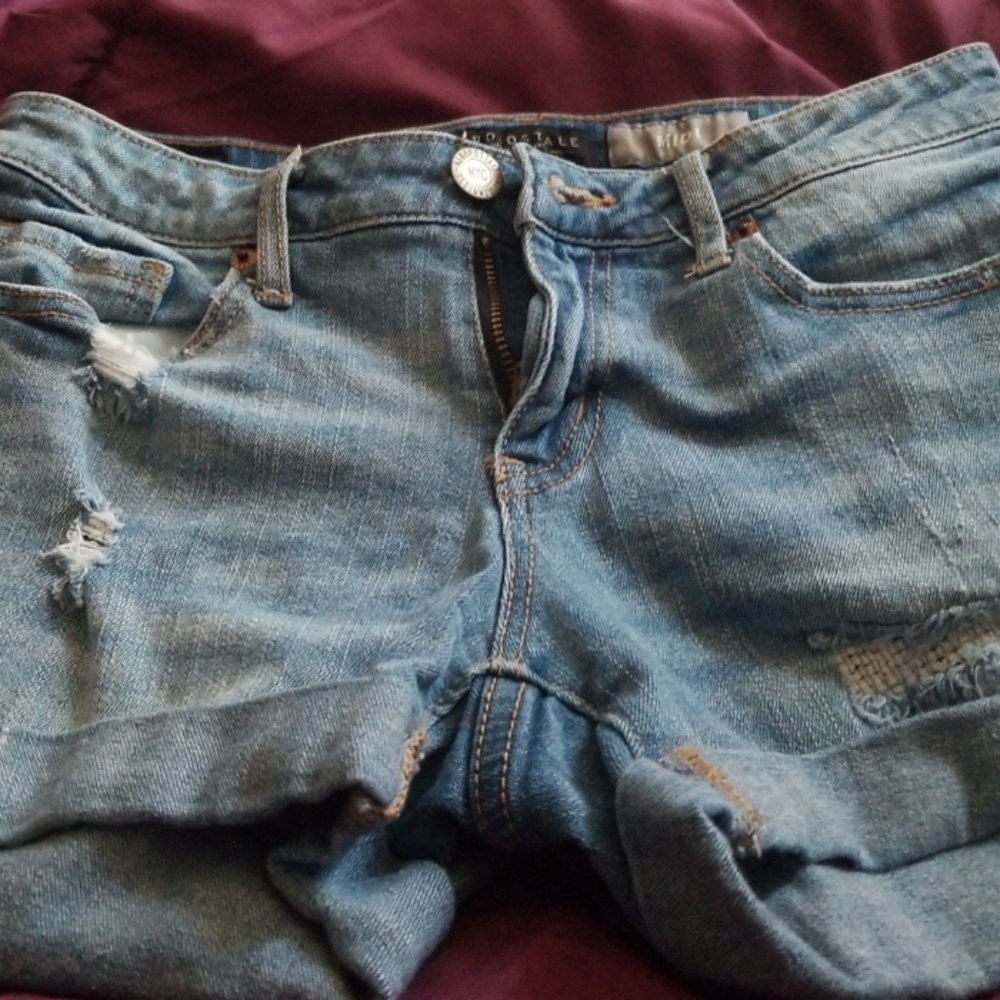 Arepostle midi shorts
